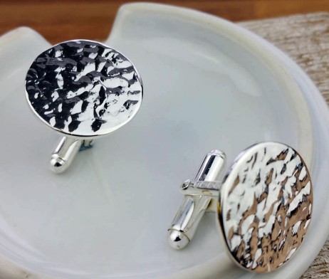 Cuff Links Round Silver Hammered Finish with Presentation Box