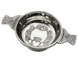 Personalised Quaich on The Online Gifts Company